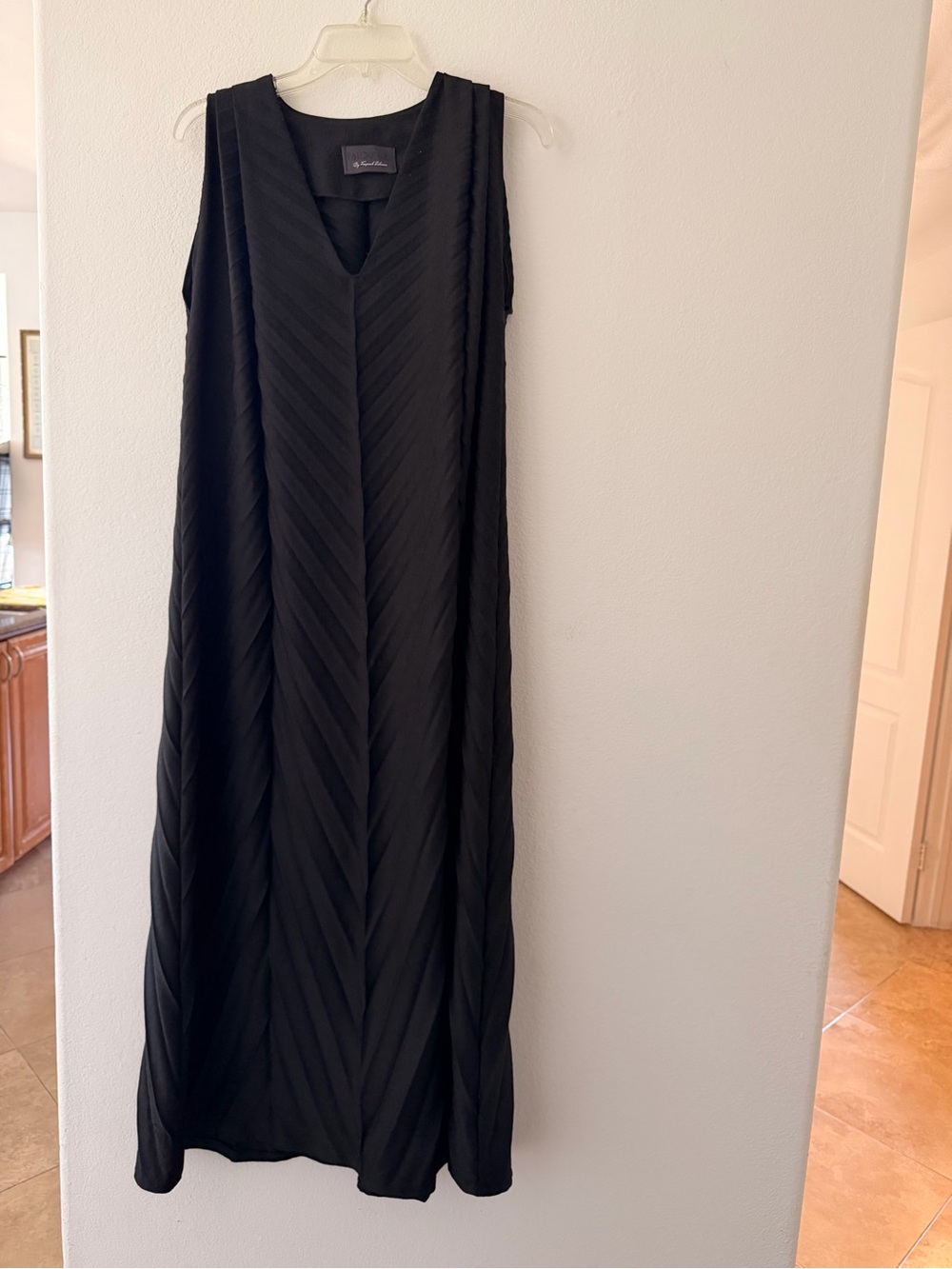 Alfani Black Sleeveless Chevron Maxi Dress